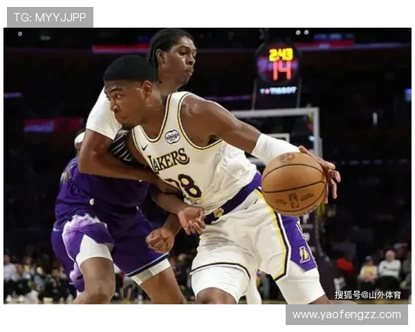 湖人交易热火诈骗犯换回肯纳德与八村塁LBJ誓言用全力扣碎篮筐